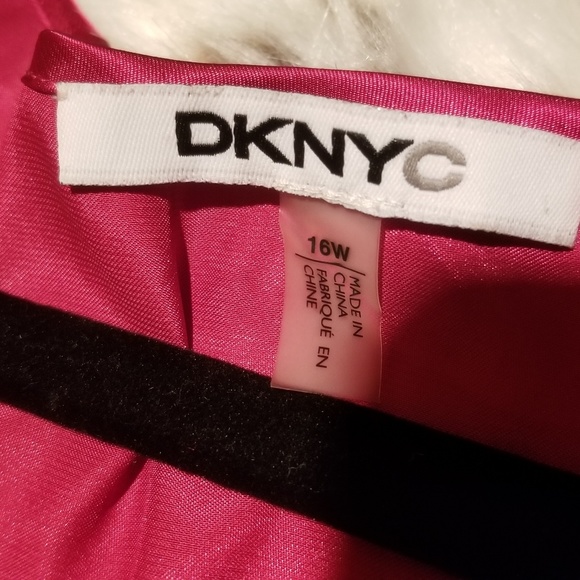 Lovely pink satin dress with black skirt - Picture 4 of 5